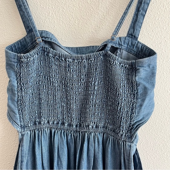 Abercrombie chambray tie front jumpsuit - Picture 4 of 8
